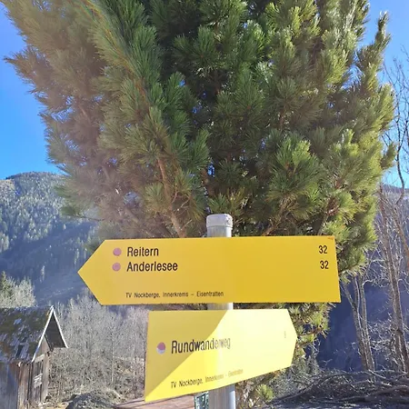Landgut Auszeit - Erholung Am Berg 1300m Διαμέρισμα