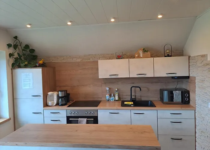 Landgut Auszeit - Erholung Am Berg 1300m Apartment *